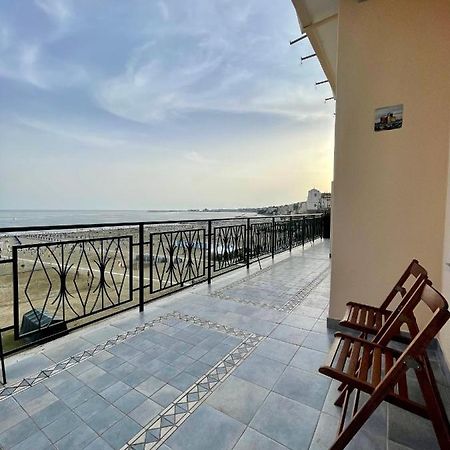 Newhouse Victoria - Sea View Apartment Nettuno Exteriör bild